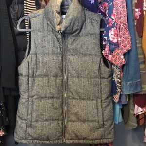 Old Navy Puffer vest